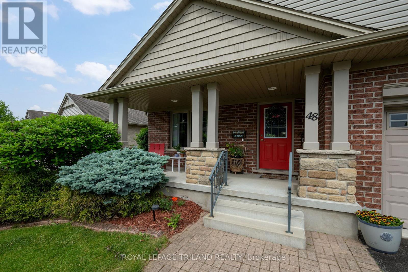 48 CIRCLEWOOD DRIVE - 4