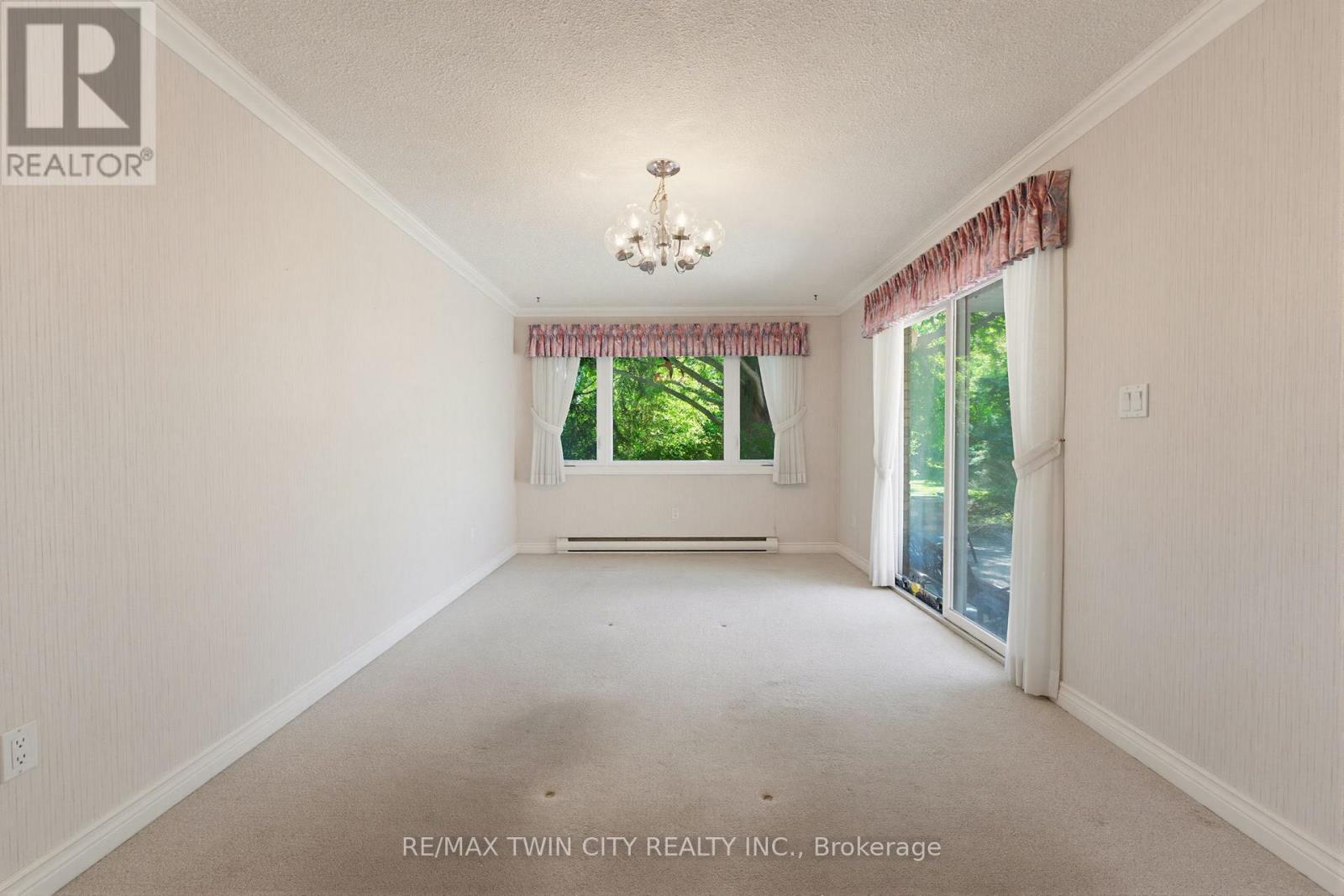 22 DUNSDON STREET - 14