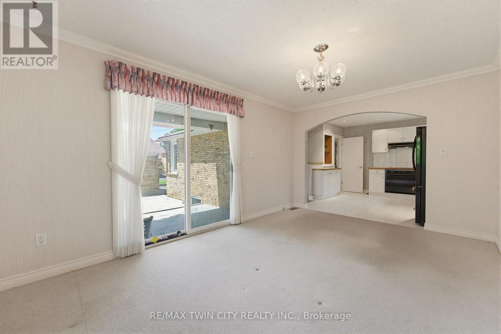22 DUNSDON STREET - 15