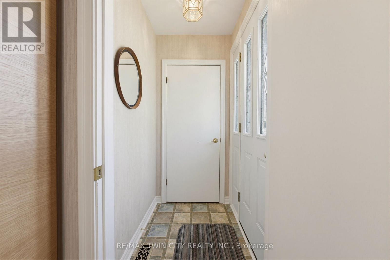 22 DUNSDON STREET - 7