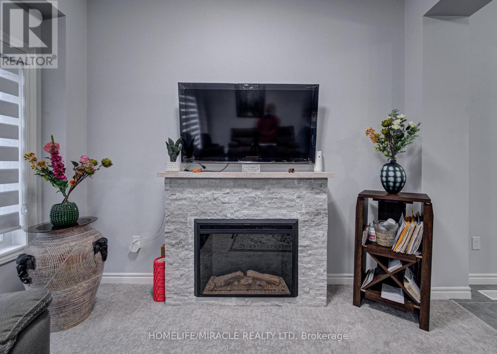 111 HONEY STREET - 12