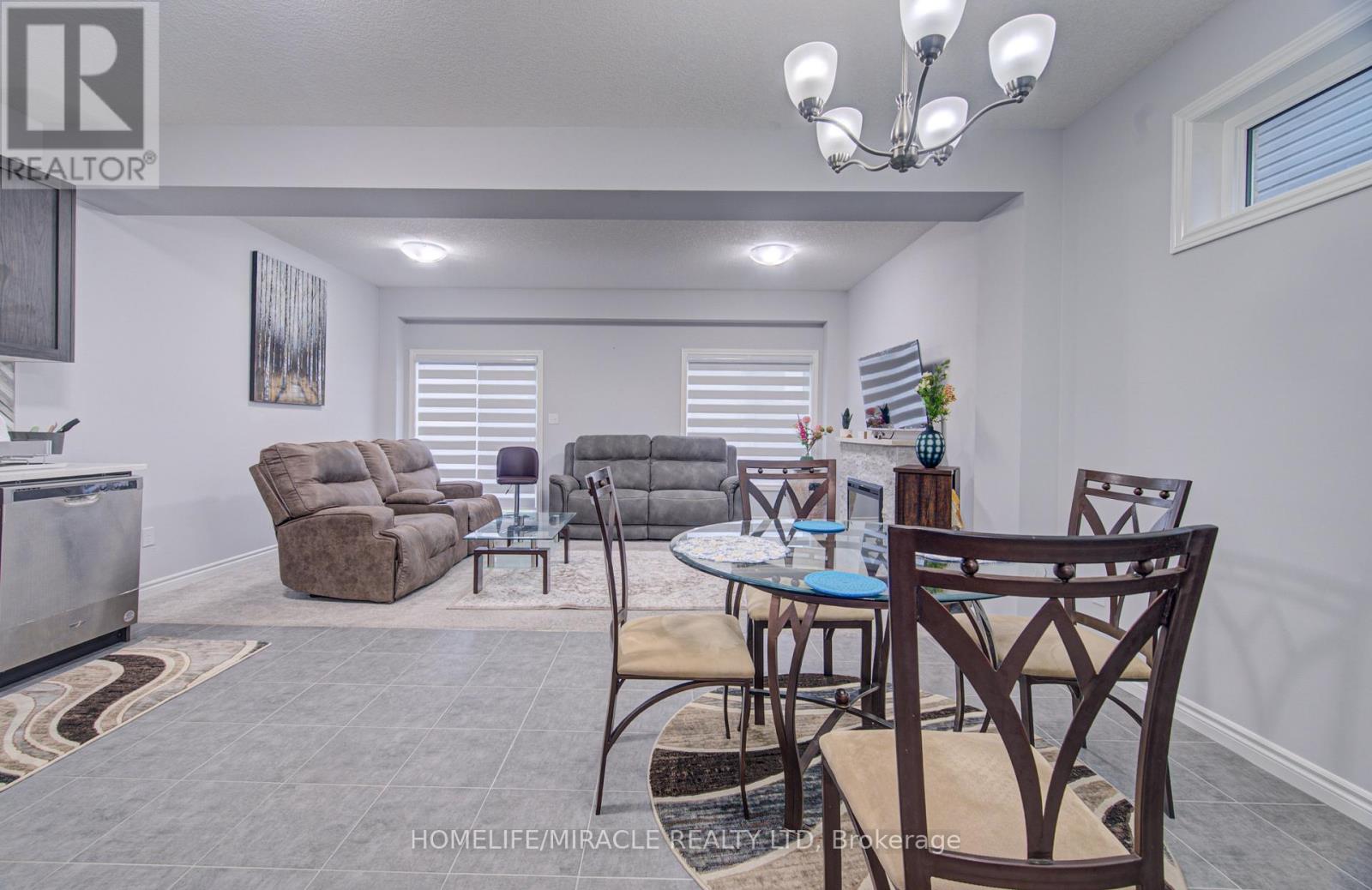 111 HONEY STREET - 16