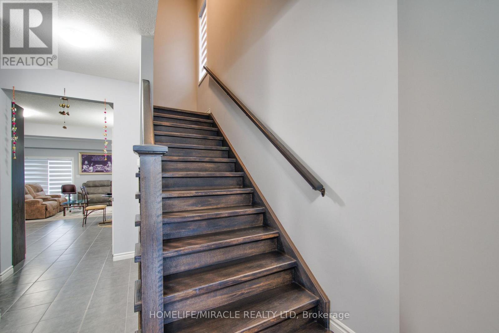 111 HONEY STREET - 21