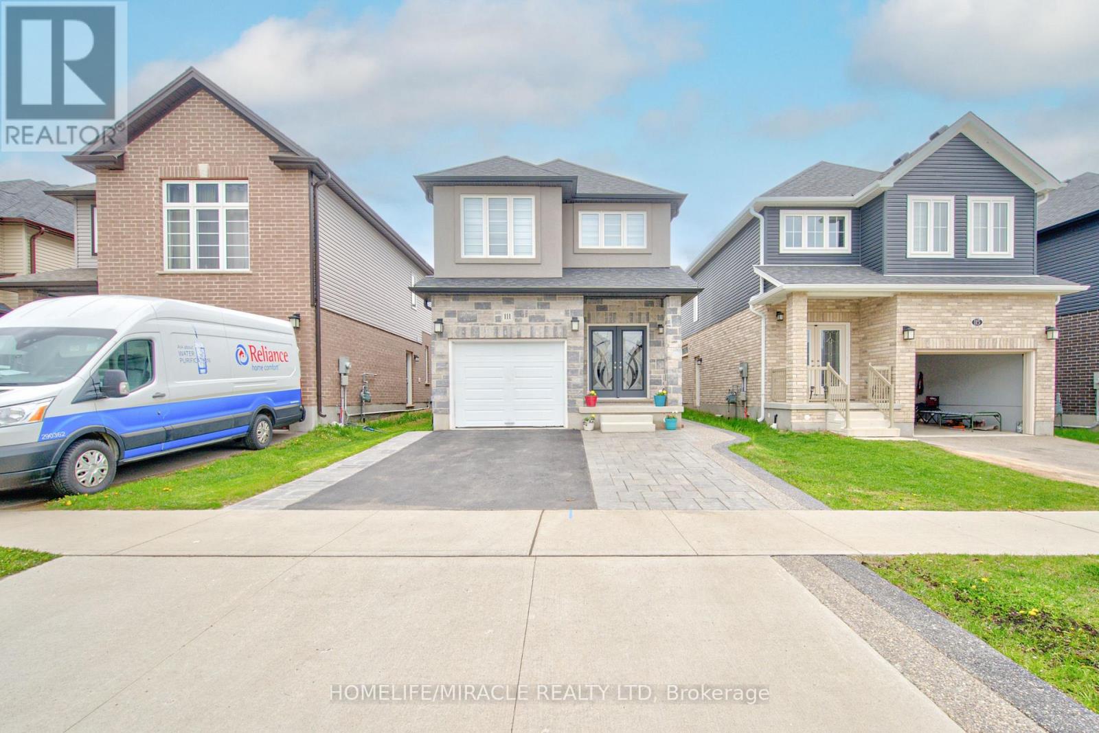 111 HONEY STREET - 3