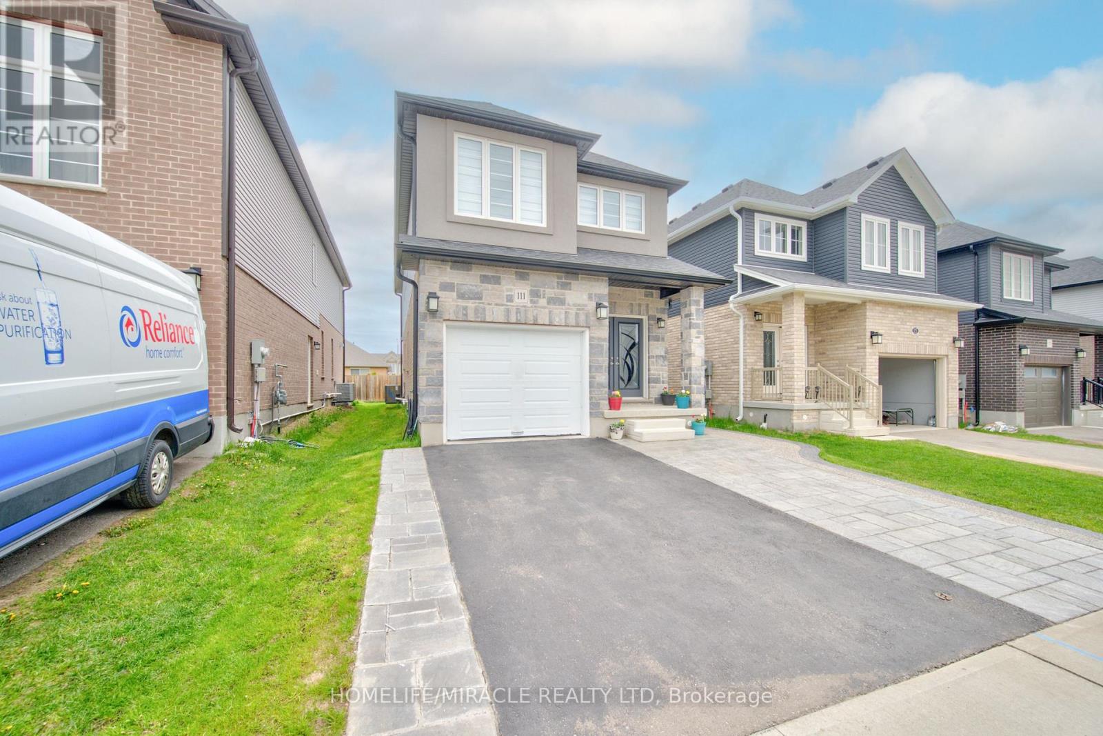 111 HONEY STREET - 4
