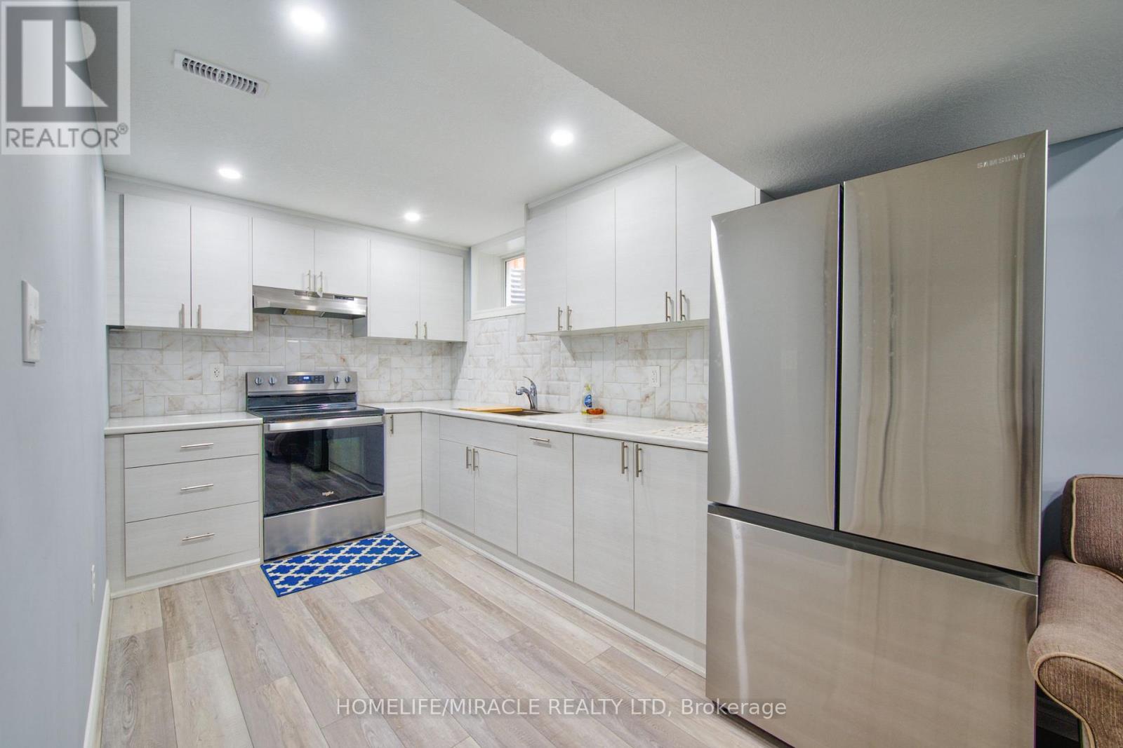 111 HONEY STREET - 40