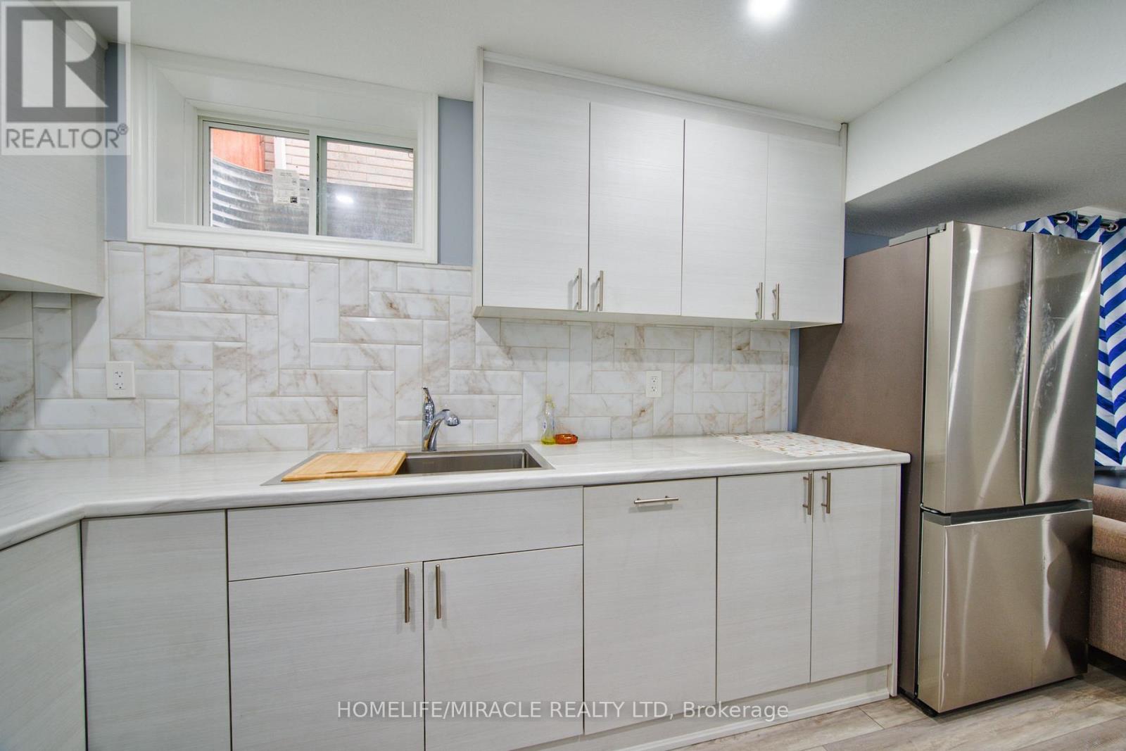 111 HONEY STREET - 41
