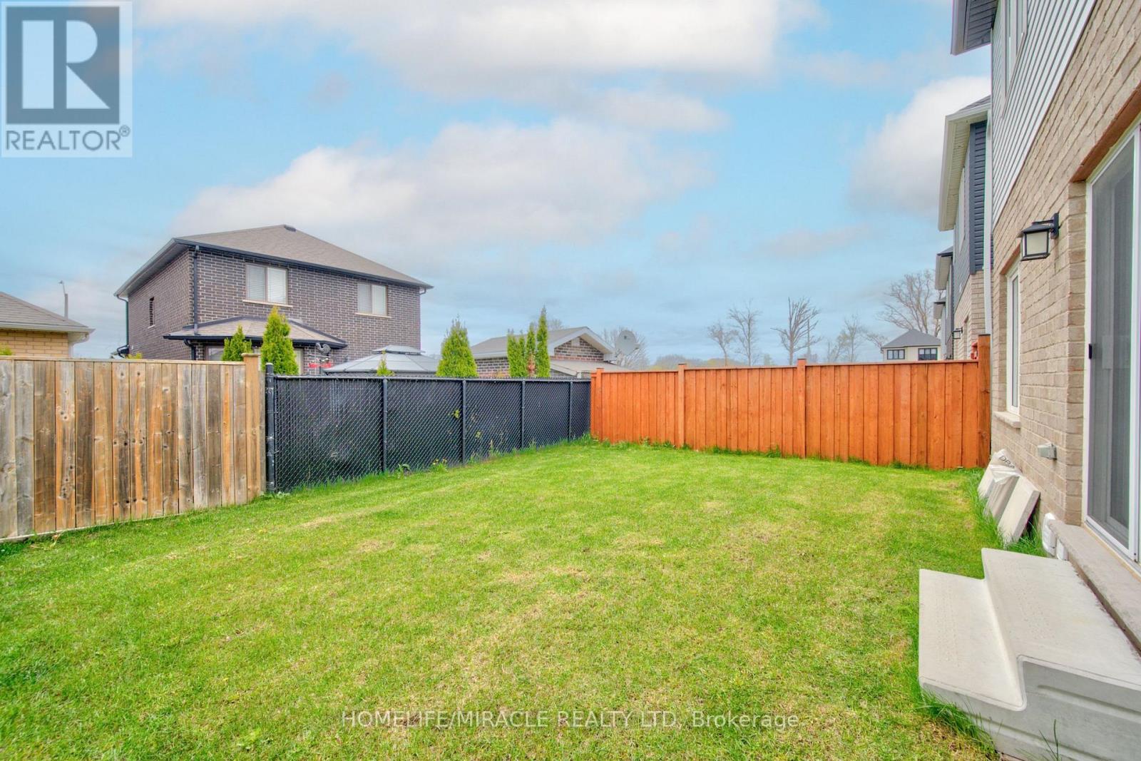 111 HONEY STREET - 50