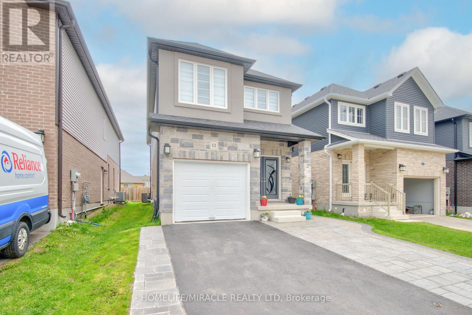 111 HONEY STREET - 6