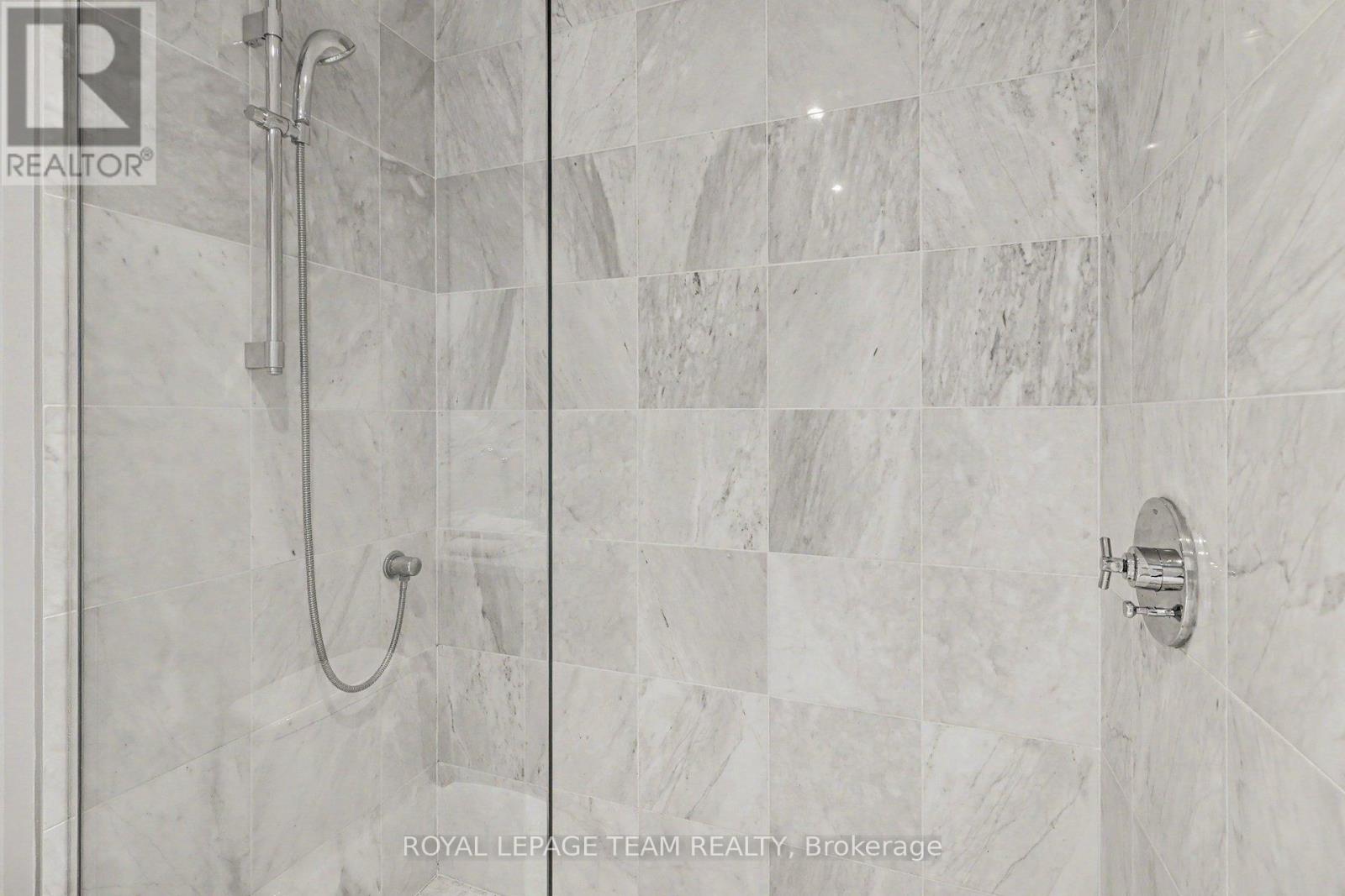 #310 300 LISGAR STREET E - 18