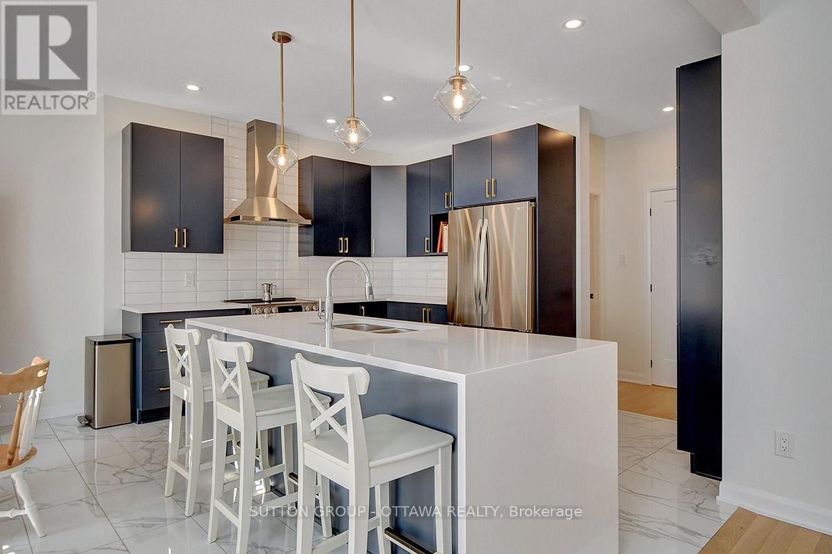 248 SKIPPER DRIVE - 11