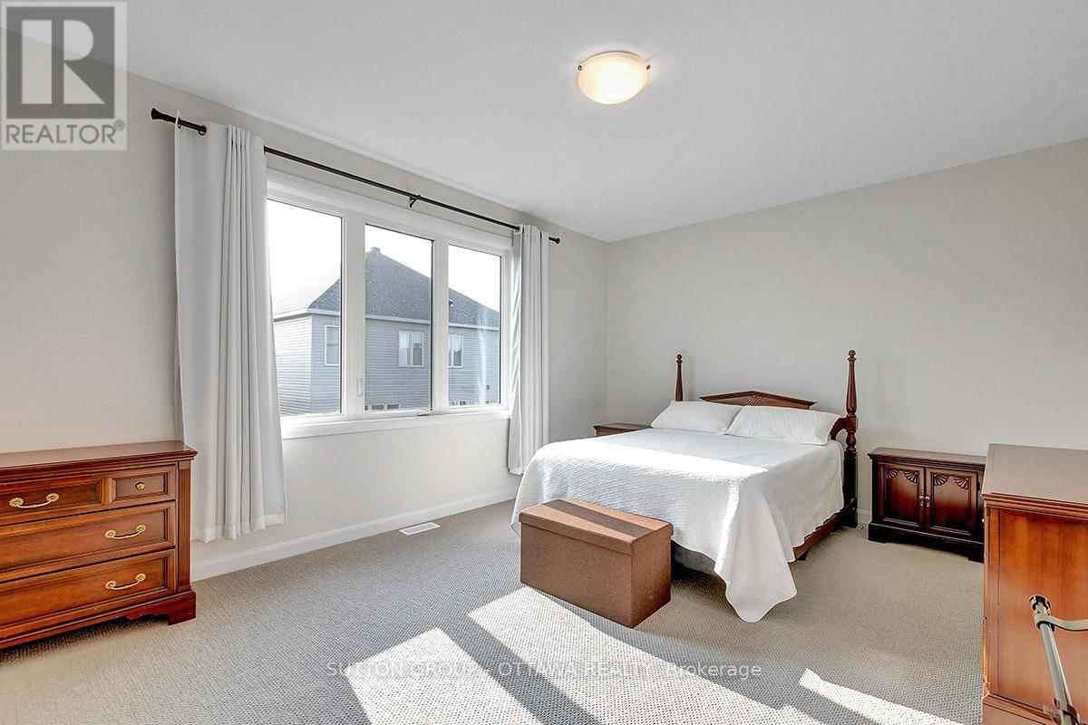 248 SKIPPER DRIVE - 16