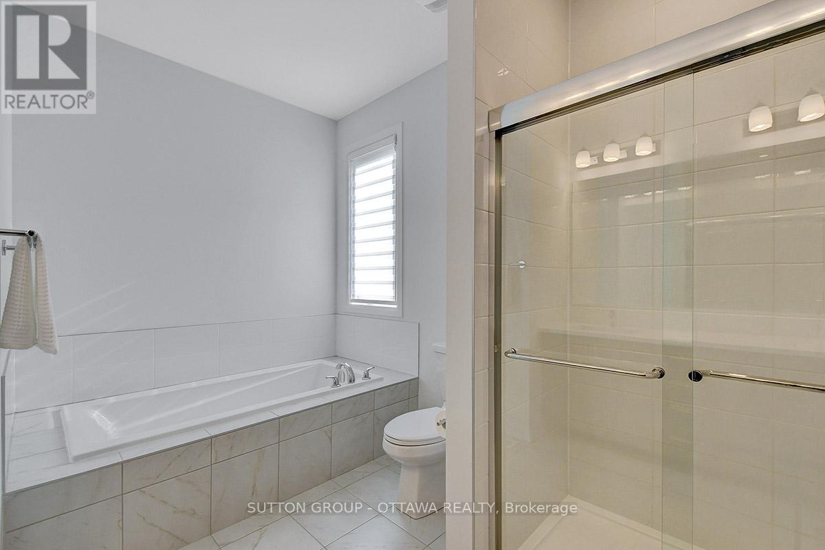 248 SKIPPER DRIVE - 19