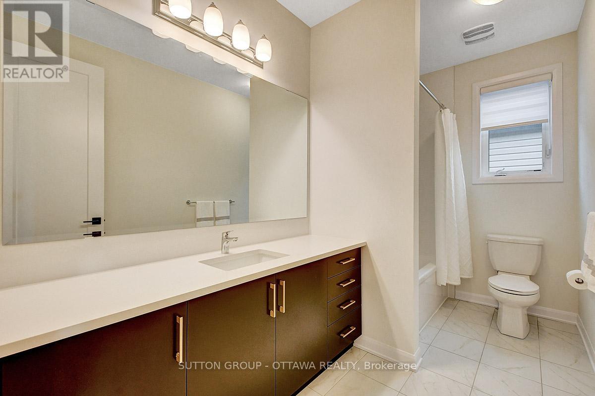 248 SKIPPER DRIVE - 27