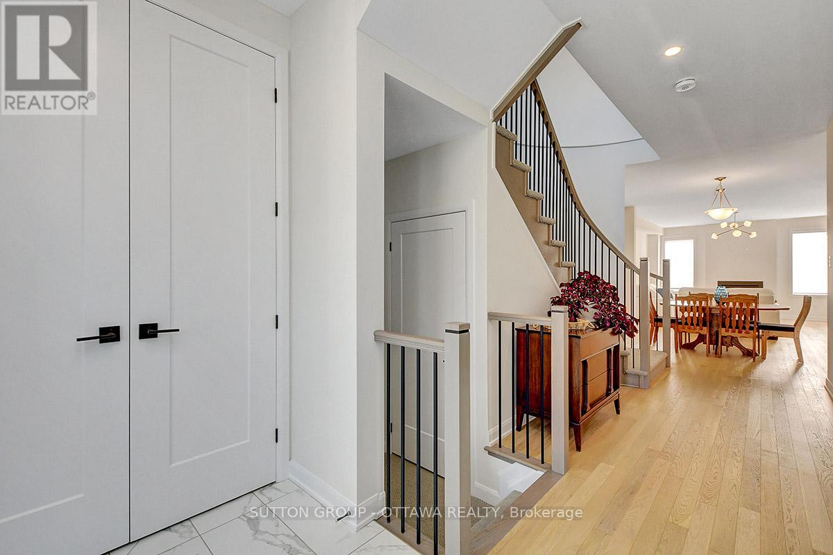 248 SKIPPER DRIVE - 3