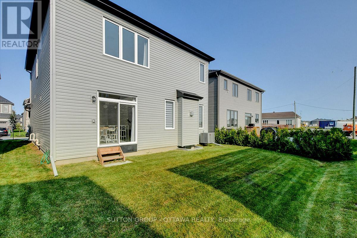 248 SKIPPER DRIVE - 30