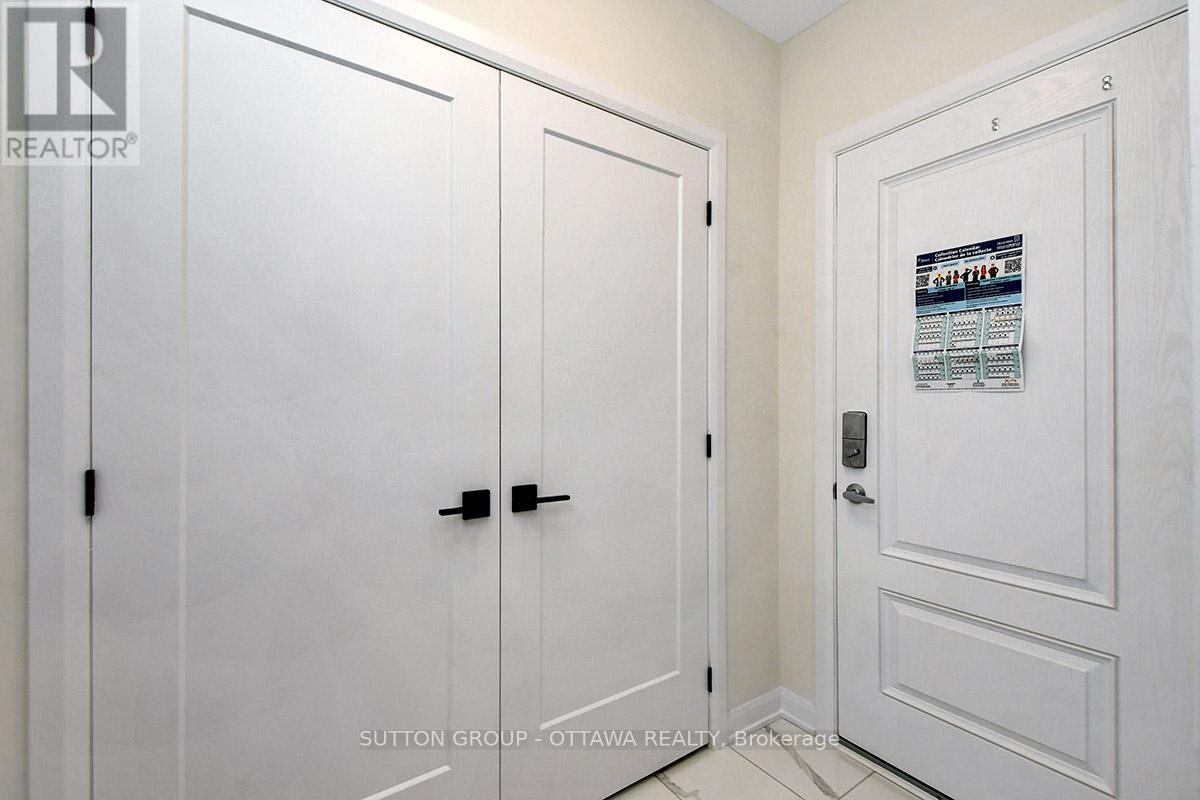 248 SKIPPER DRIVE - 32