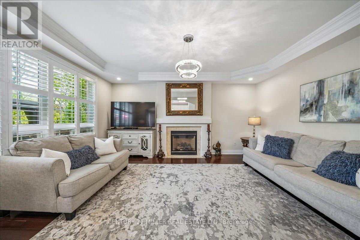 2371 CALLOWAY DRIVE - 12