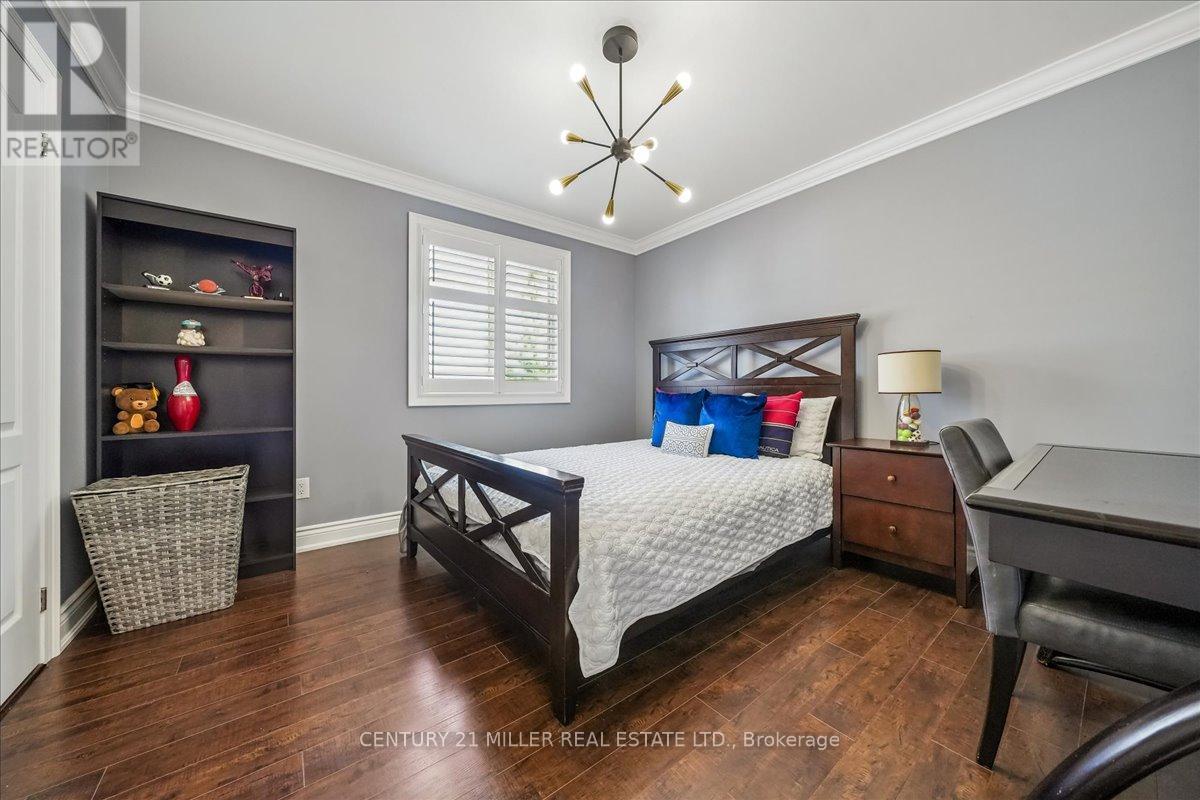 2371 CALLOWAY DRIVE - 27