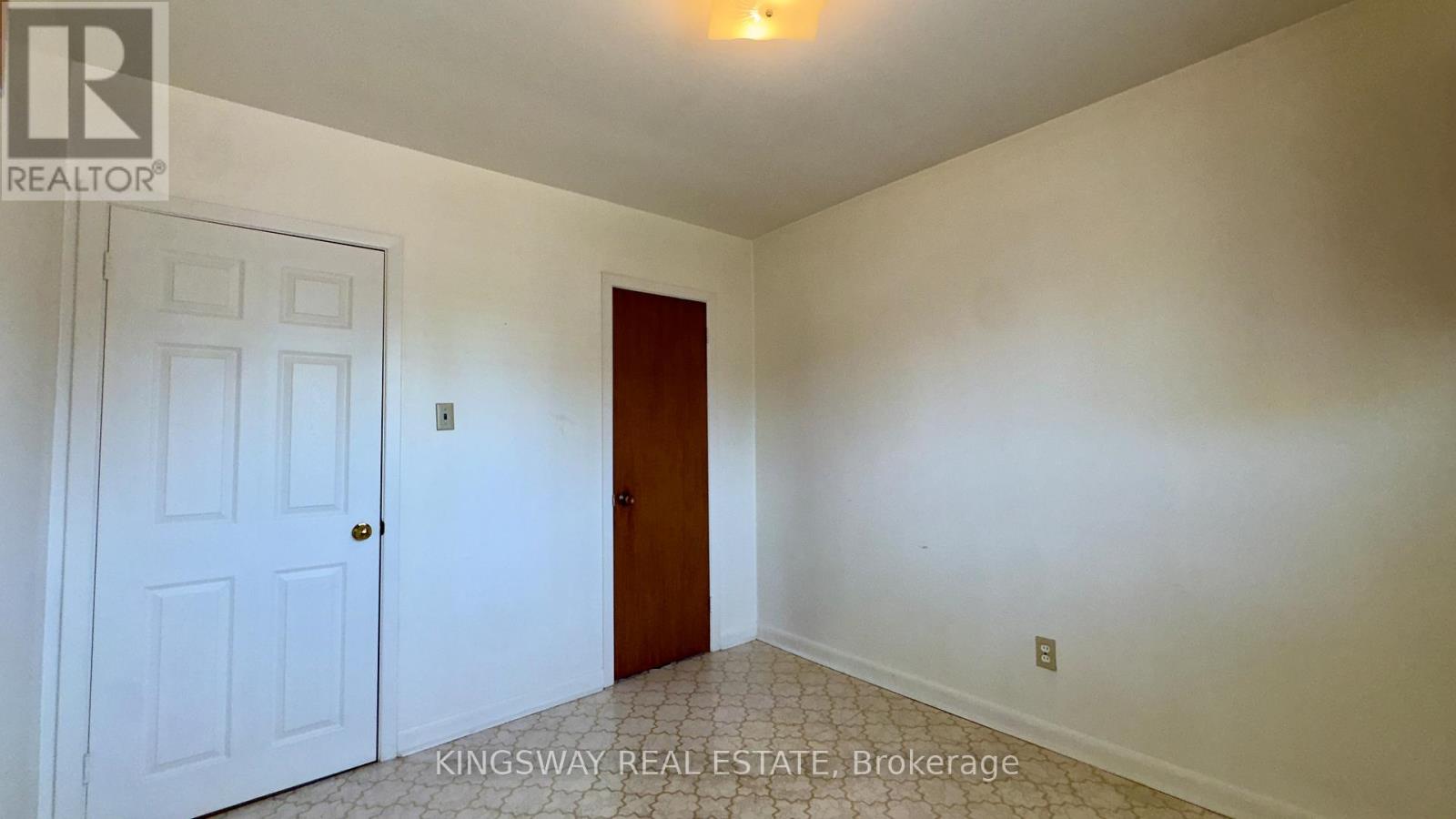 31 QUINAN DRIVE - 18