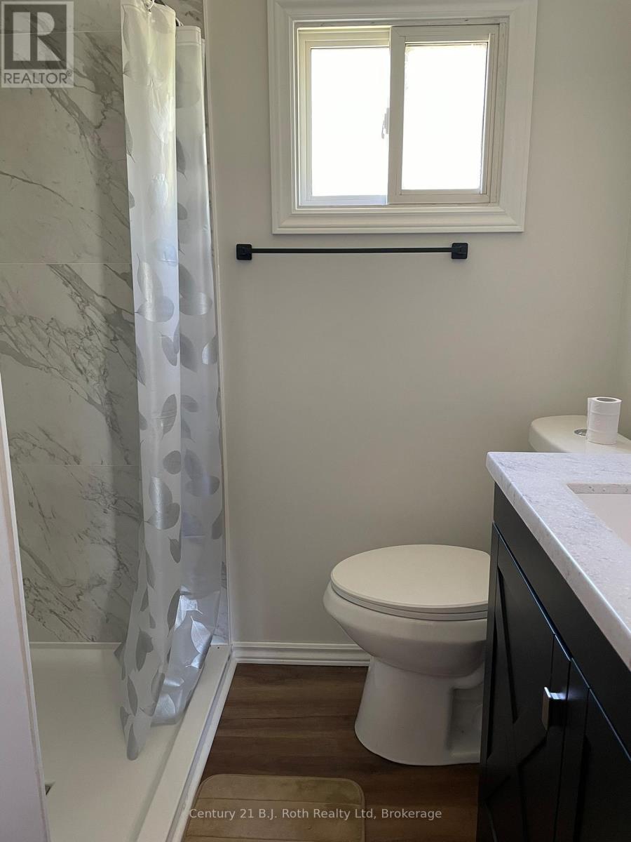 15 BOW ROAD - 17