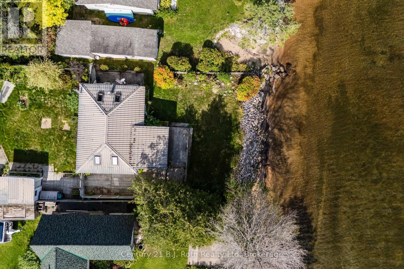 15 BOW ROAD - 19