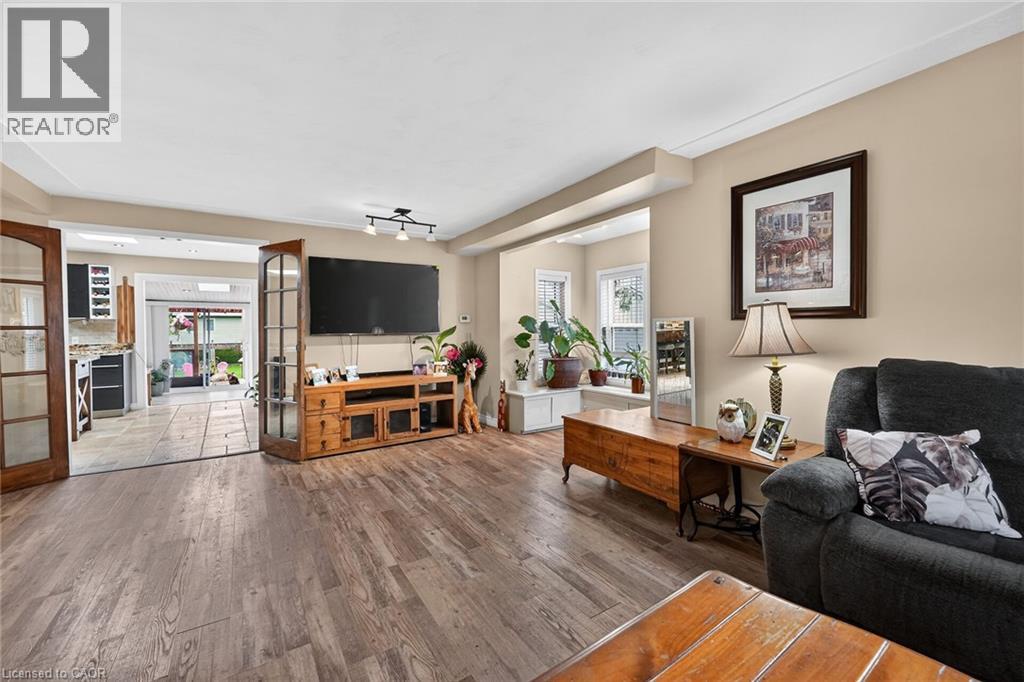 3555 CAMPDEN Road - 17