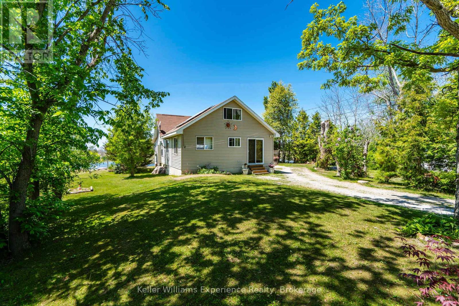 111 EVERGREEN LANE - 3