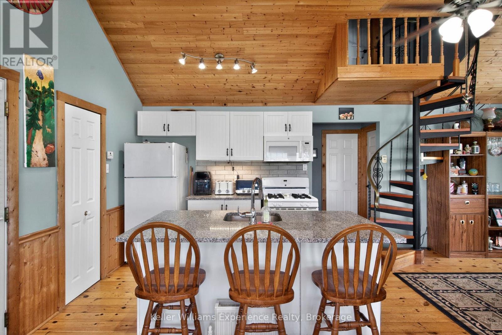 111 EVERGREEN LANE - 4