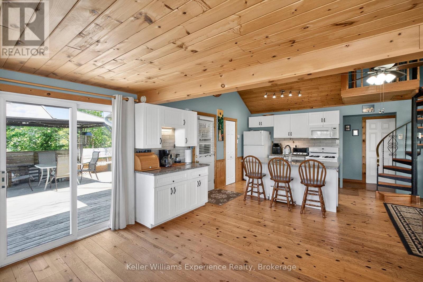 111 EVERGREEN LANE - 6