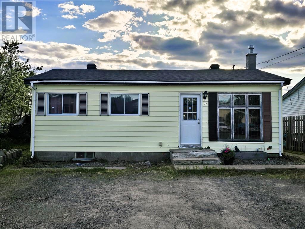 11 Frank Street - 1