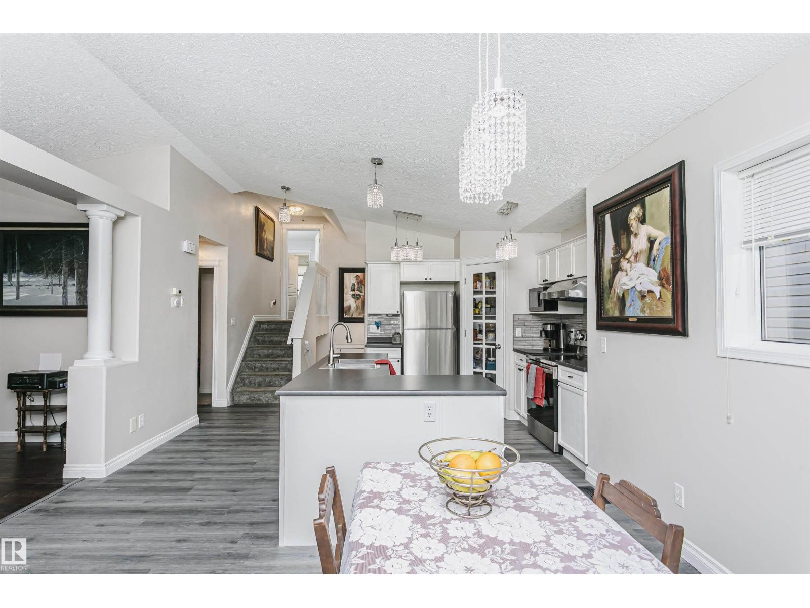 4228 162 AV NW - 18