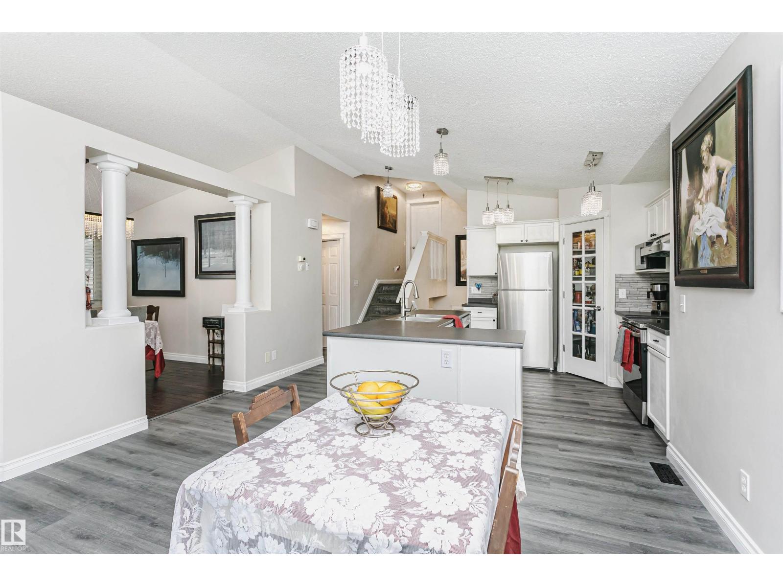 4228 162 AV NW - 19