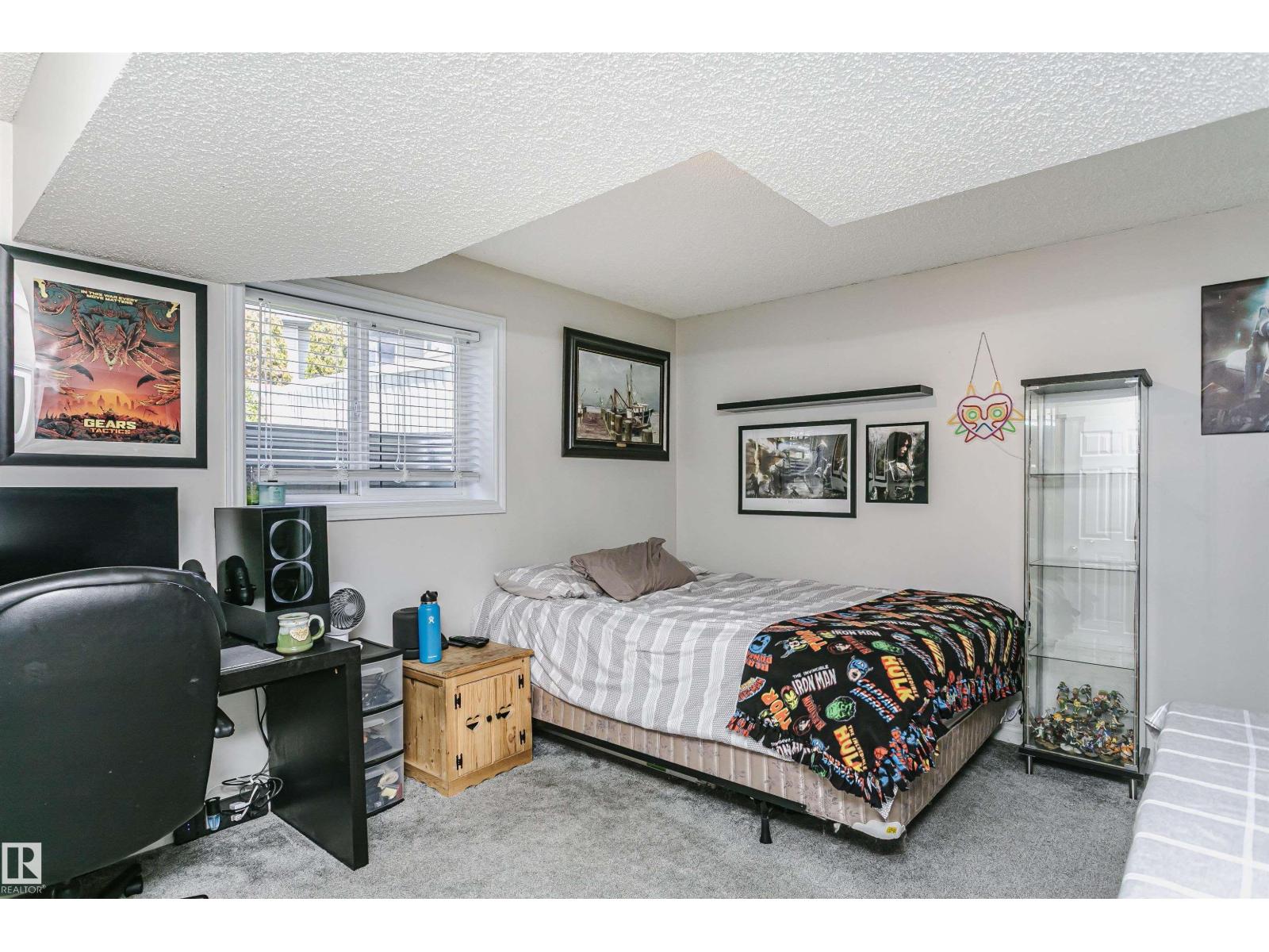 4228 162 AV NW - 45