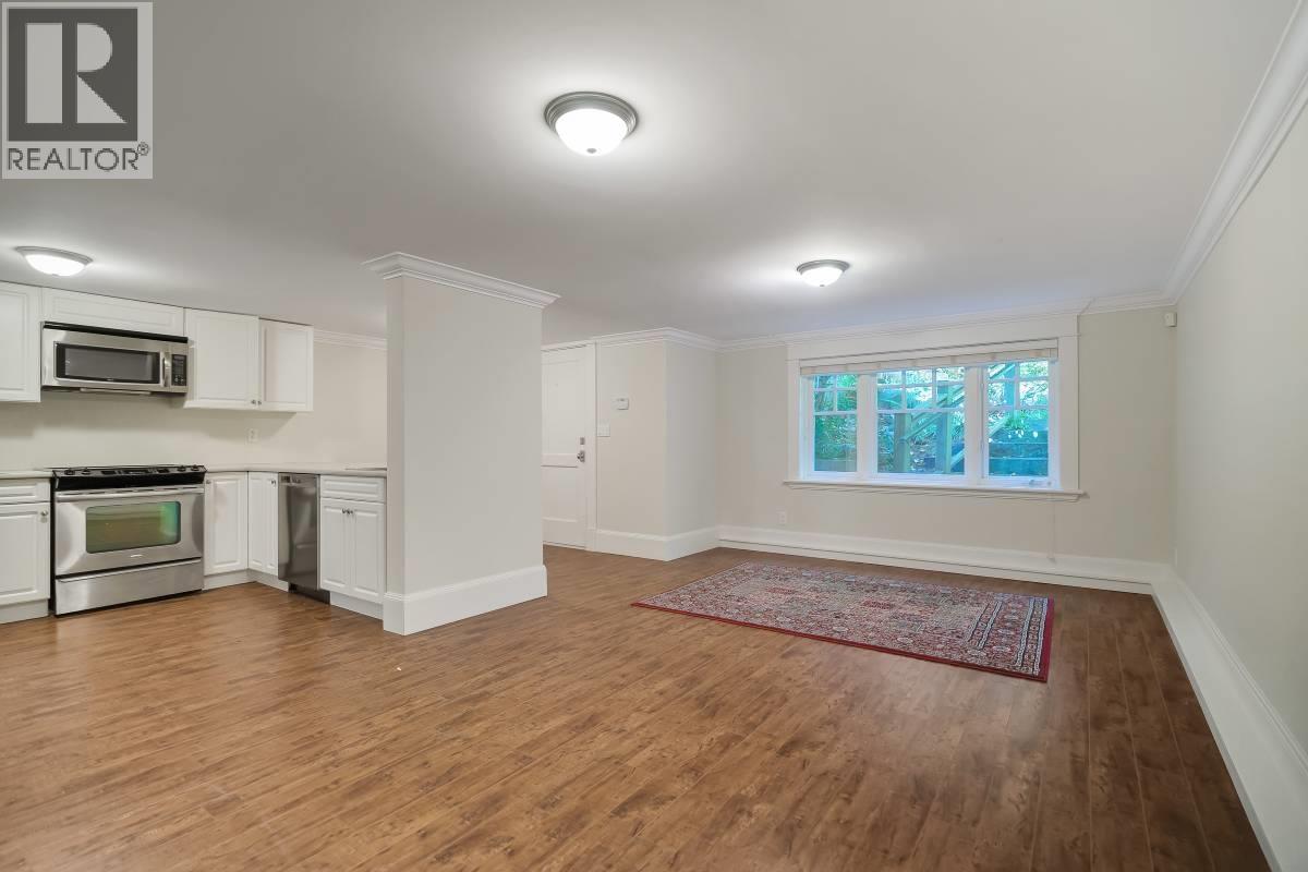 4659 WOODGREEN DRIVE, West Vancouver