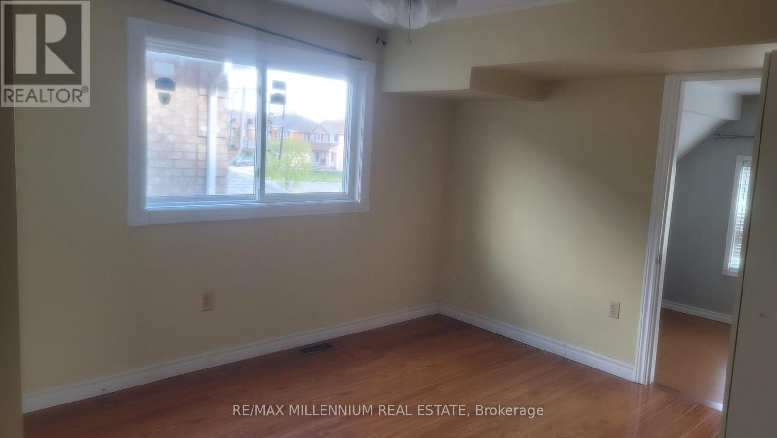 144 MOFFATT AVENUE - 16