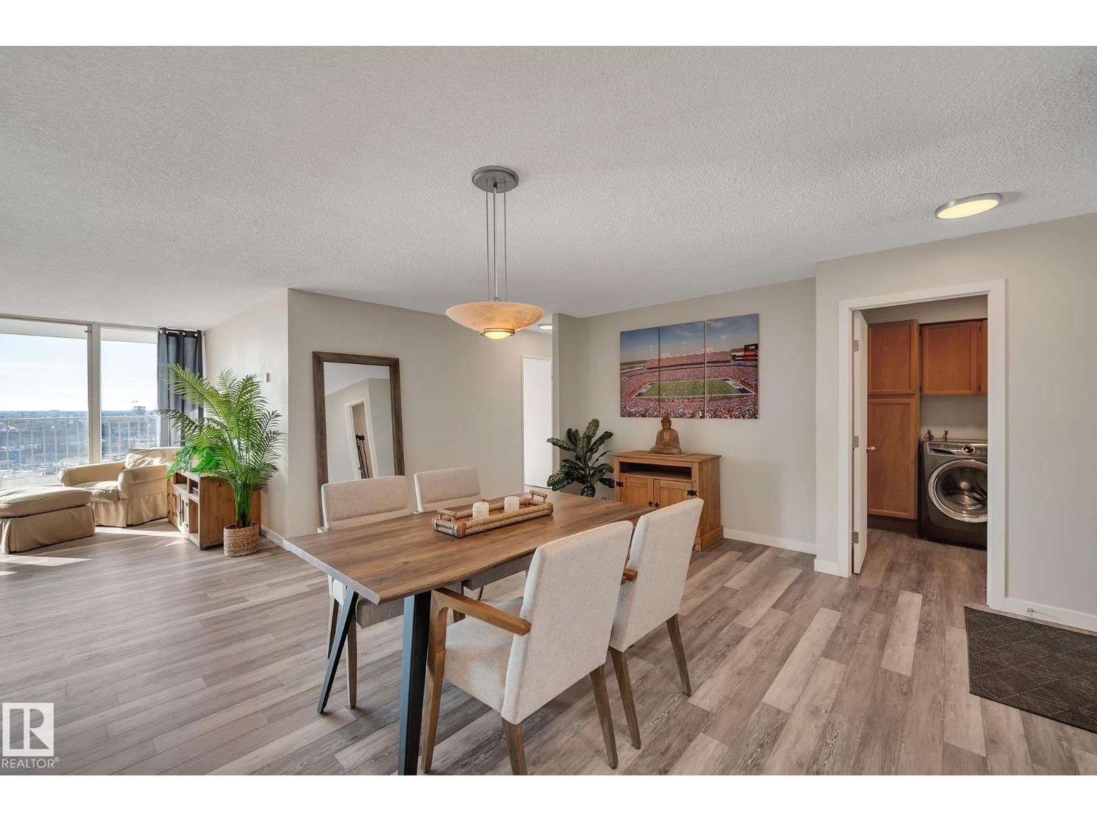 #2202 9923 103 ST NW - 7