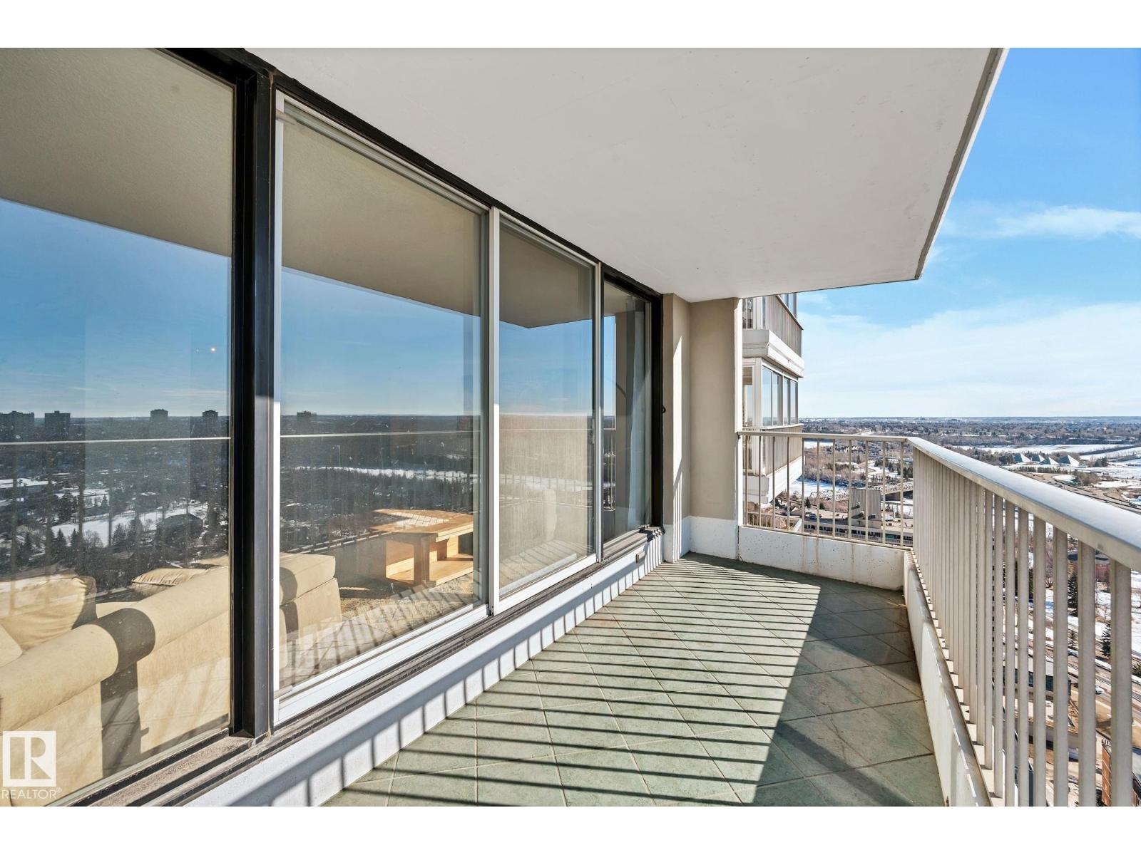 #2202 9923 103 ST NW - 34