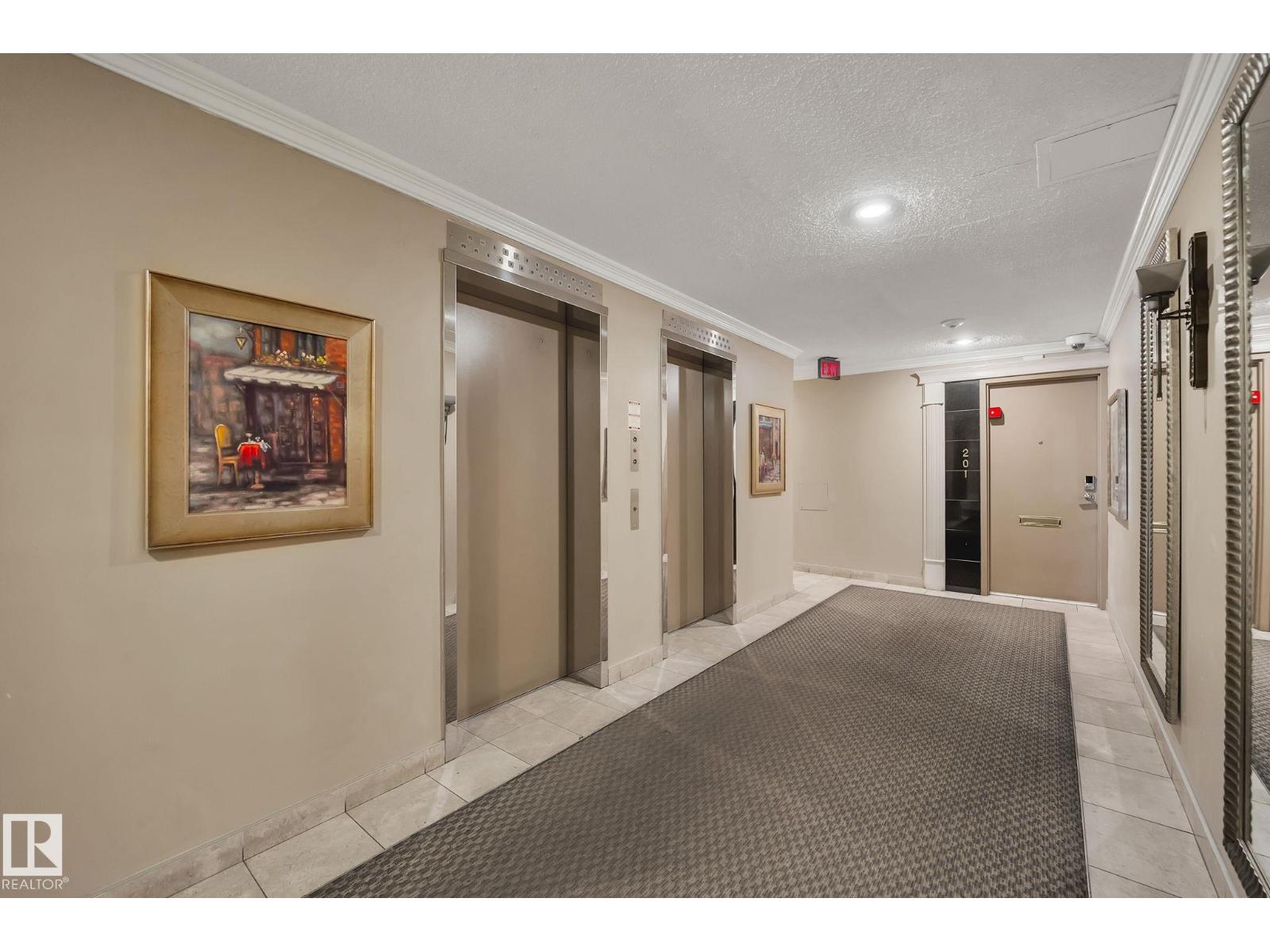 #2202 9923 103 ST NW - 57