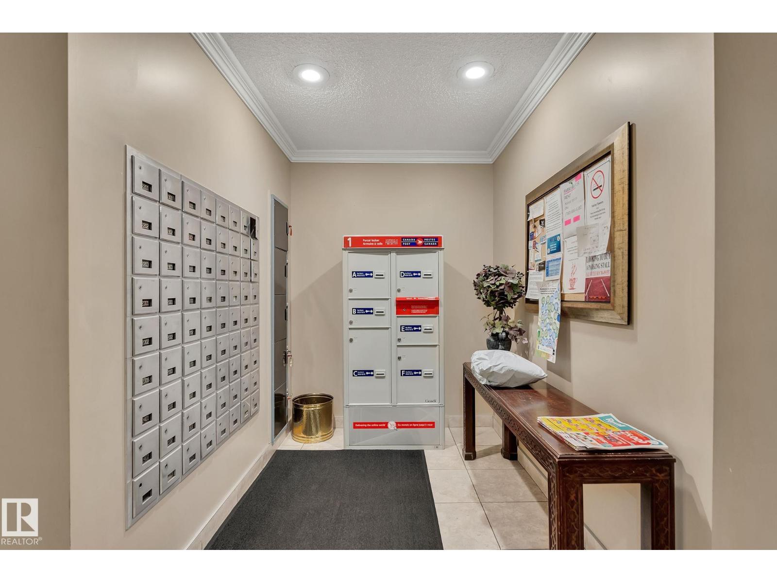 #2202 9923 103 ST NW - 58