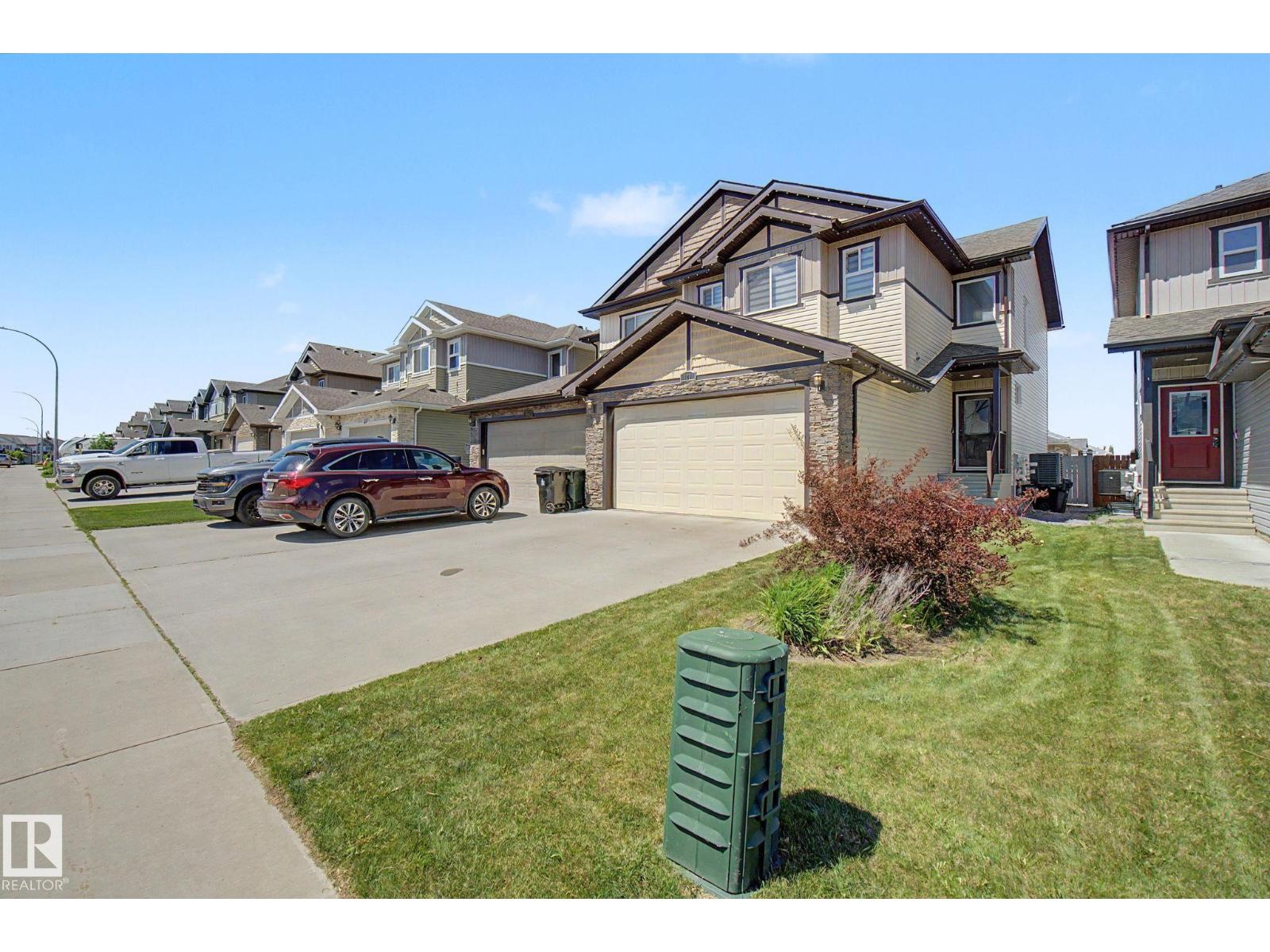 170 SPRUCE GARDENS CR - photo 2