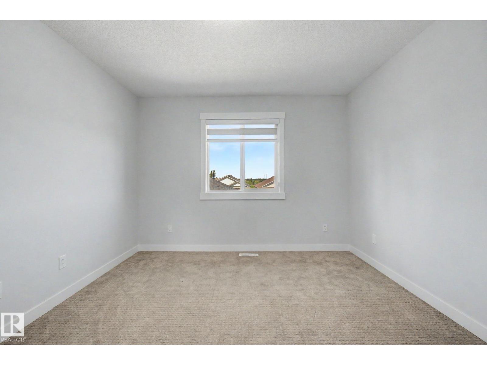 170 SPRUCE GARDENS CR — photo 28