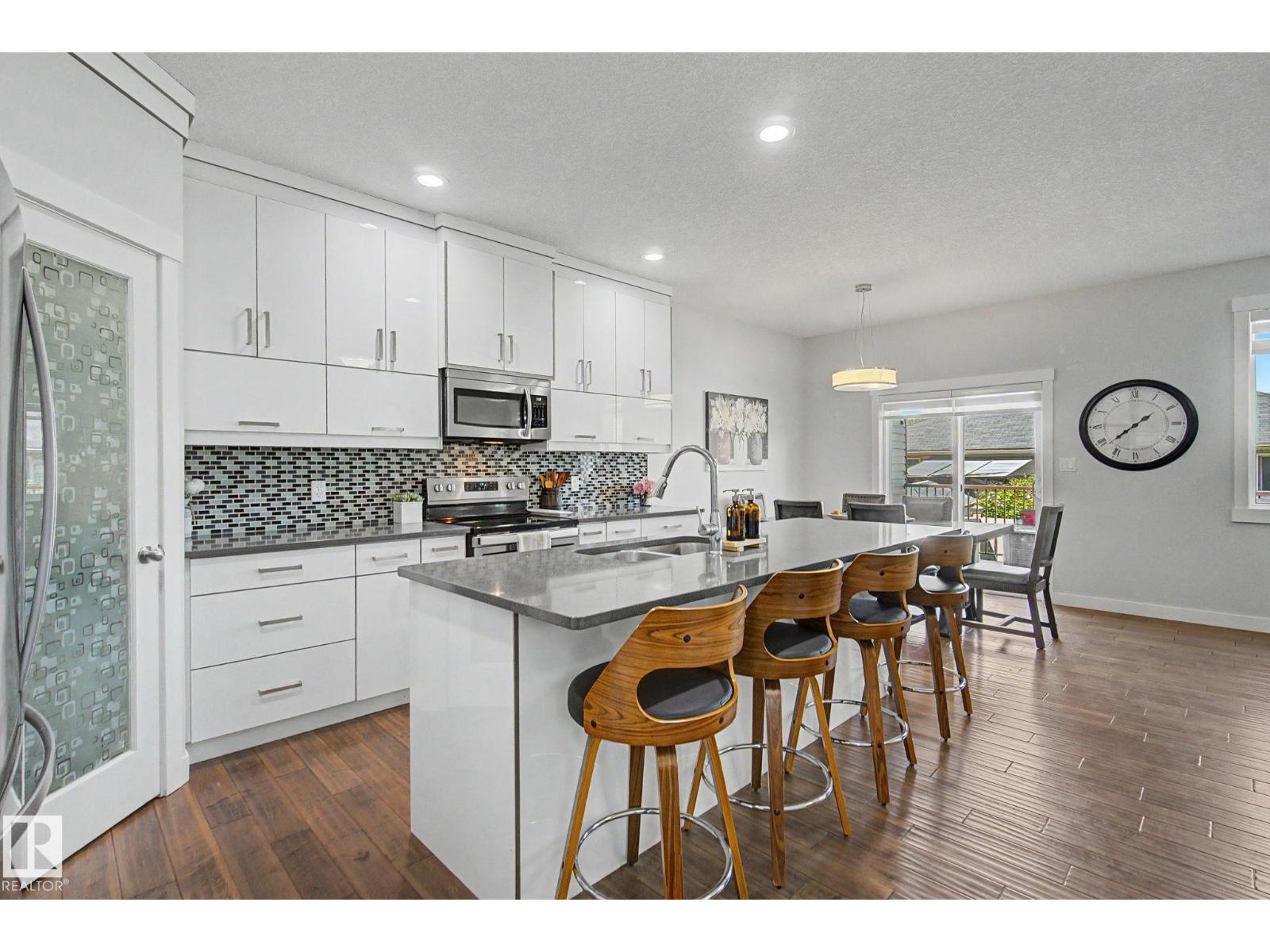 170 SPRUCE GARDENS CR — photo 7