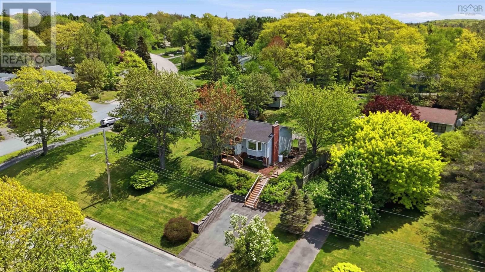 Property 22 of 36 of 8 Juniper Place