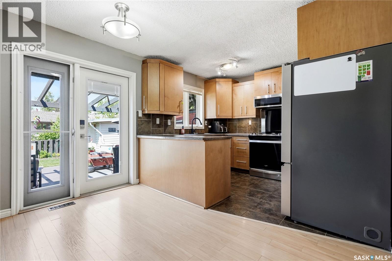179 Merlin CRESCENT — photo 8