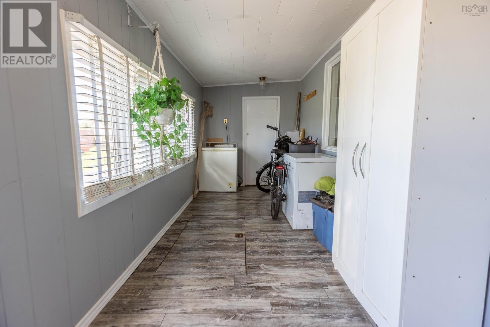 1 Beaver Dam Road - 6