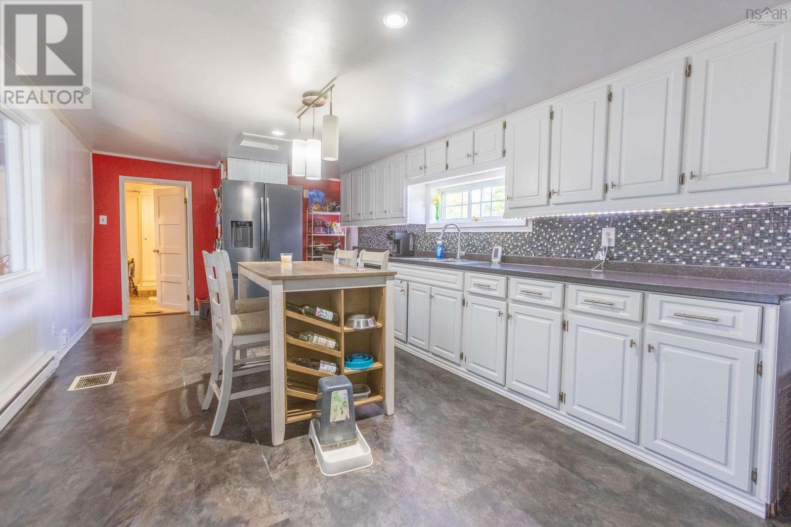 1 Beaver Dam Road - 8