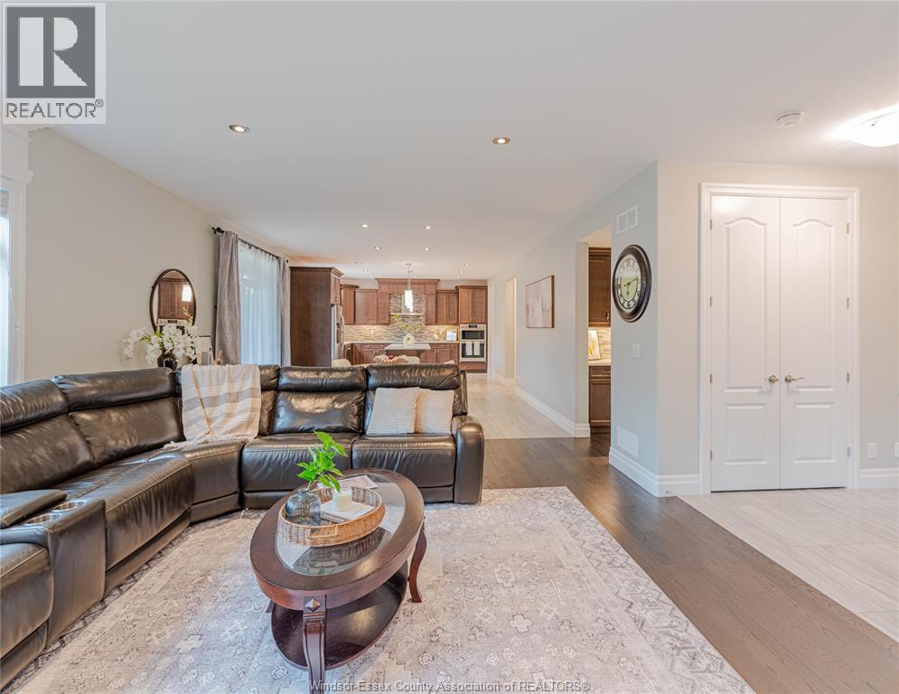 4146 DAYTONA AVENUE - 11
