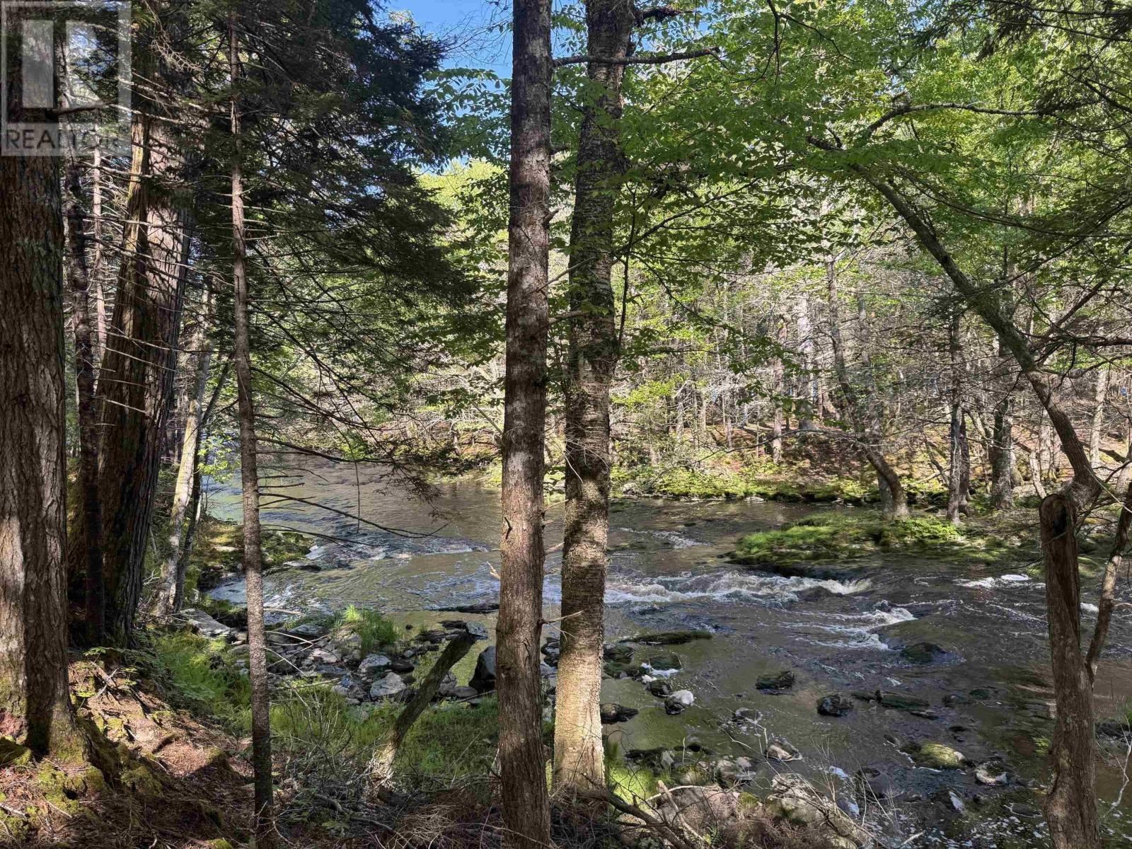402 Melanson Road - 15