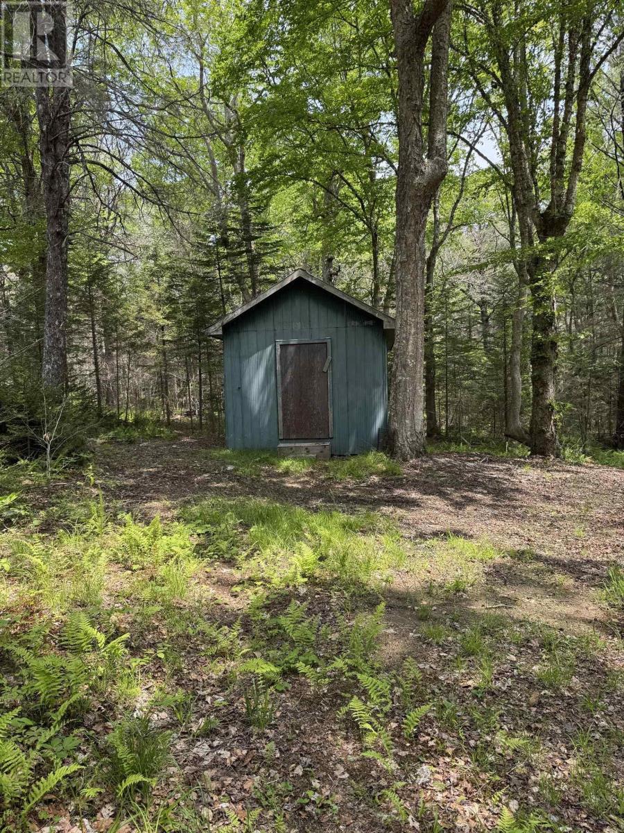 402 Melanson Road - 17